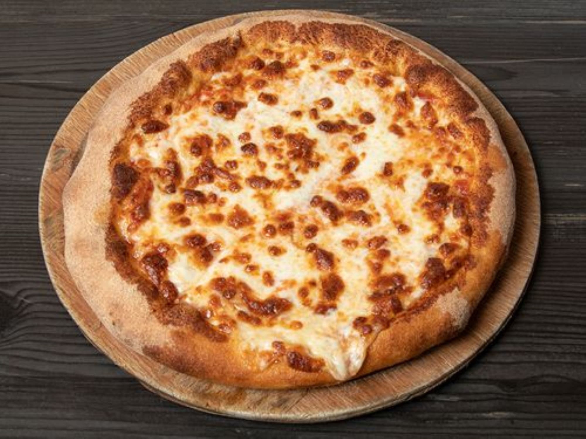 Margarita pizza — bol mozzarellalı